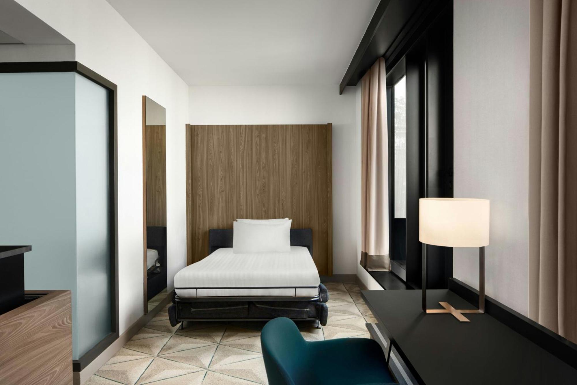 Courtyard By Marriott Paris Porte De Versailles Issy-les-Moulineaux Exterior foto