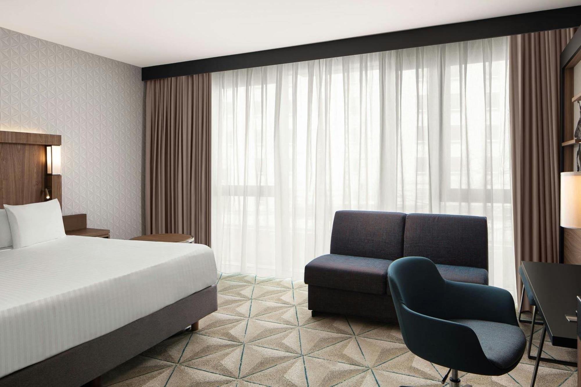 Courtyard By Marriott Paris Porte De Versailles Issy-les-Moulineaux Exterior foto